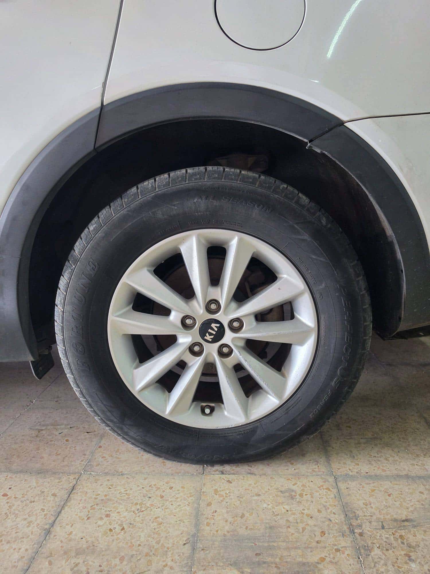 KIA SORENTO 2019 thumbnail 6