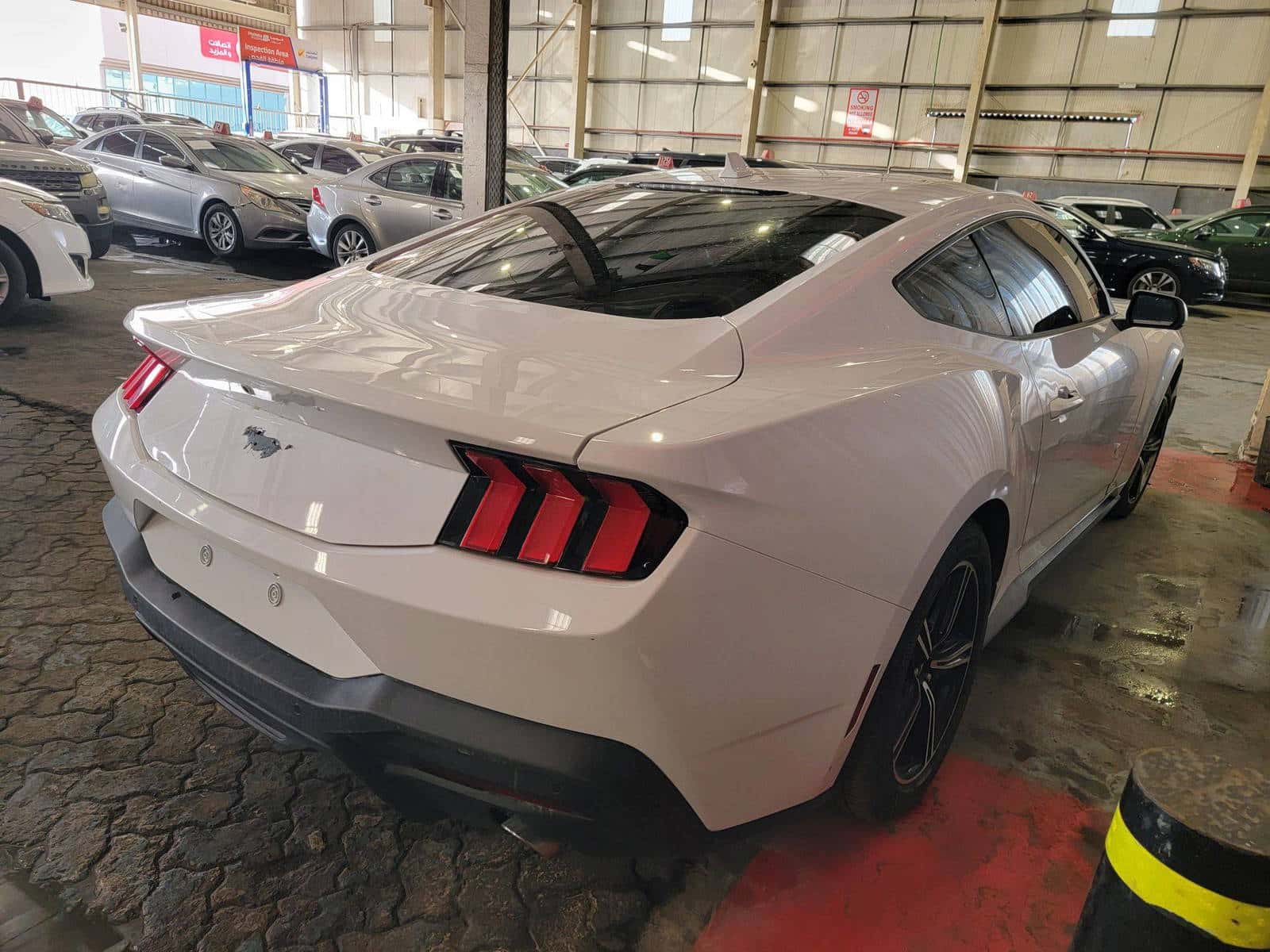 FORD MUSTANG 2024 thumbnail 4