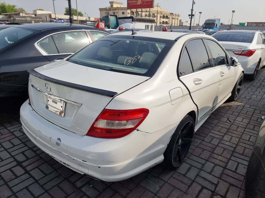 MERCEDES BENZ C300 - Exterior