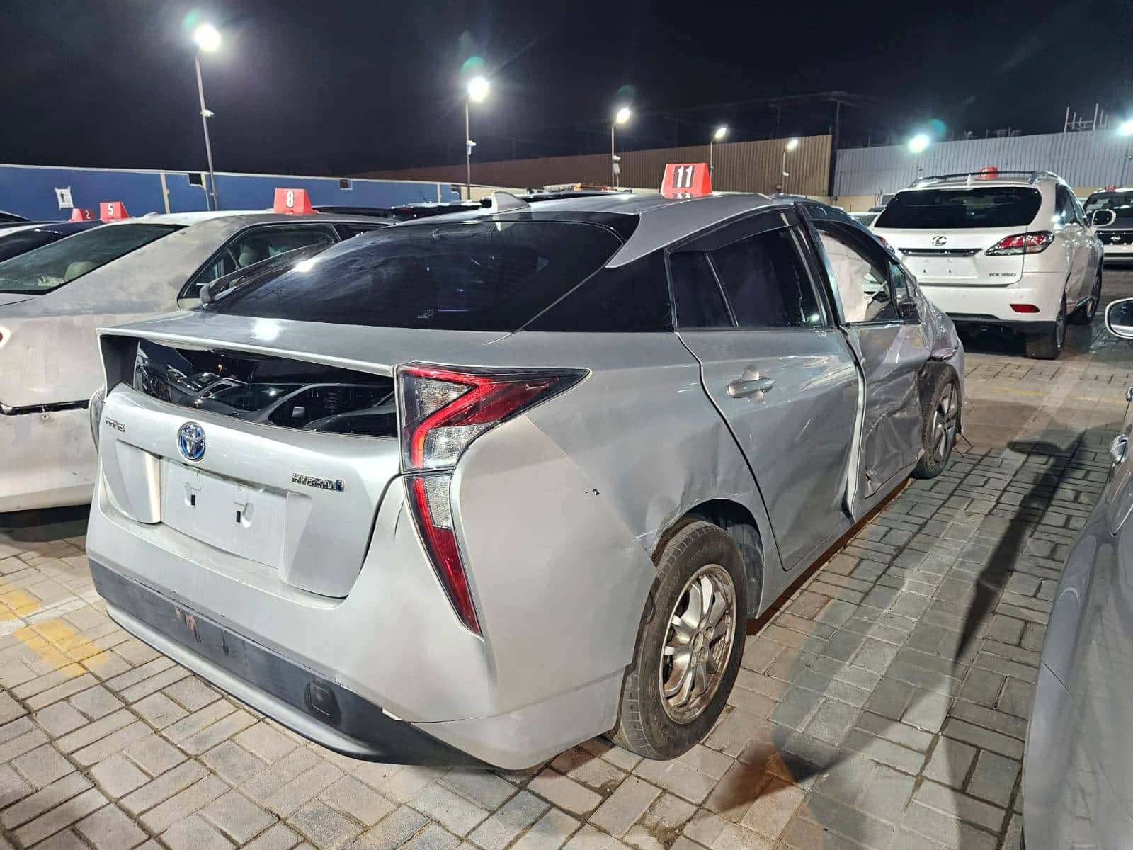 TOYOTA PRIUS 2017 thumbnail 7