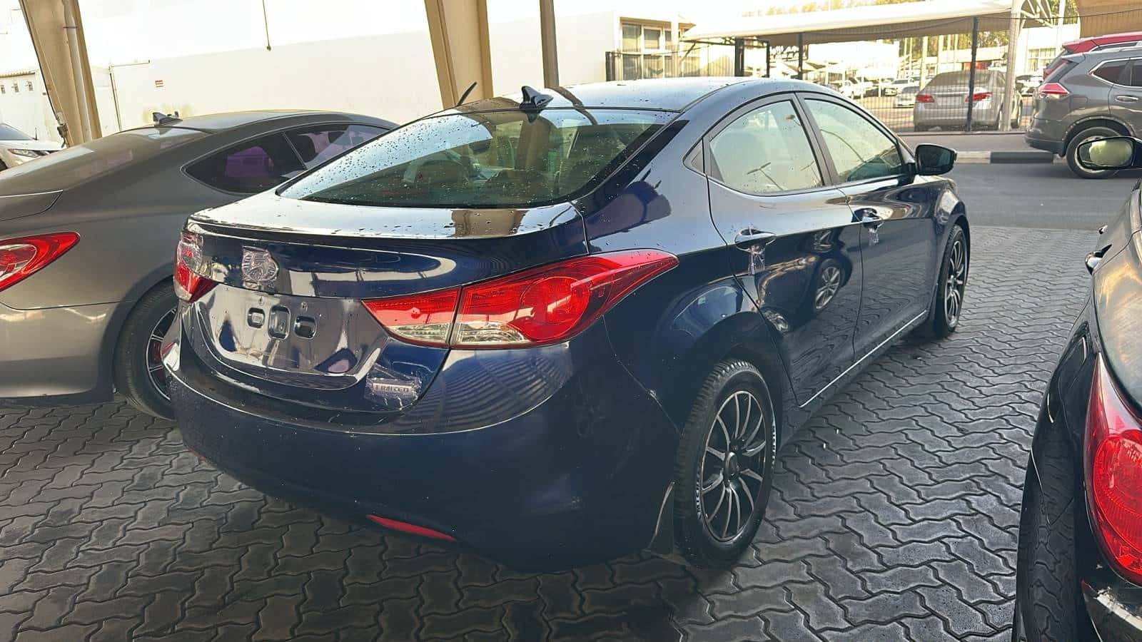 Hyundai Elantra 2012 thumbnail 3