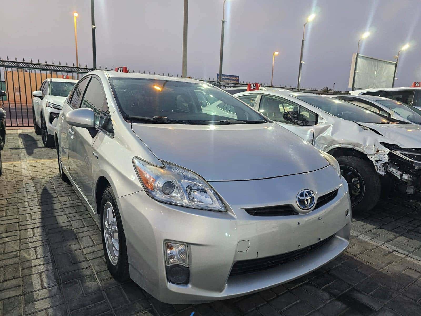 Toyota Prius 2011 thumbnail 4