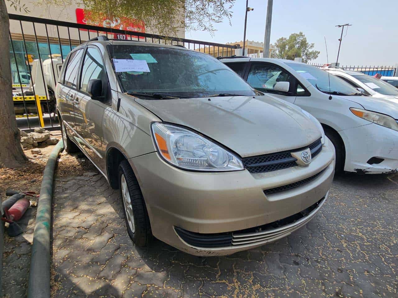 Toyota Sienna 2004 thumbnail 4