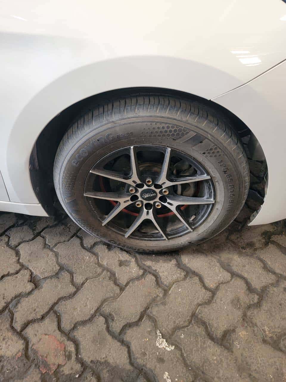 HYUNDAI ELANTRA 2020 thumbnail 4
