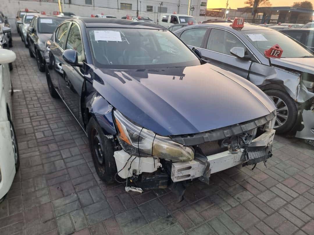 NISSAN ALTIMA 2019 thumbnail 3