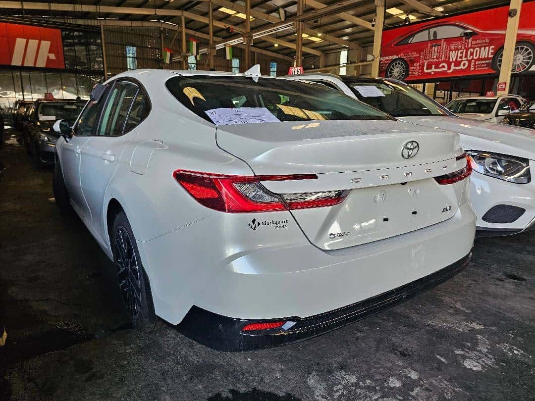 TOYOTA CAMRY 2025 thumbnail 1
