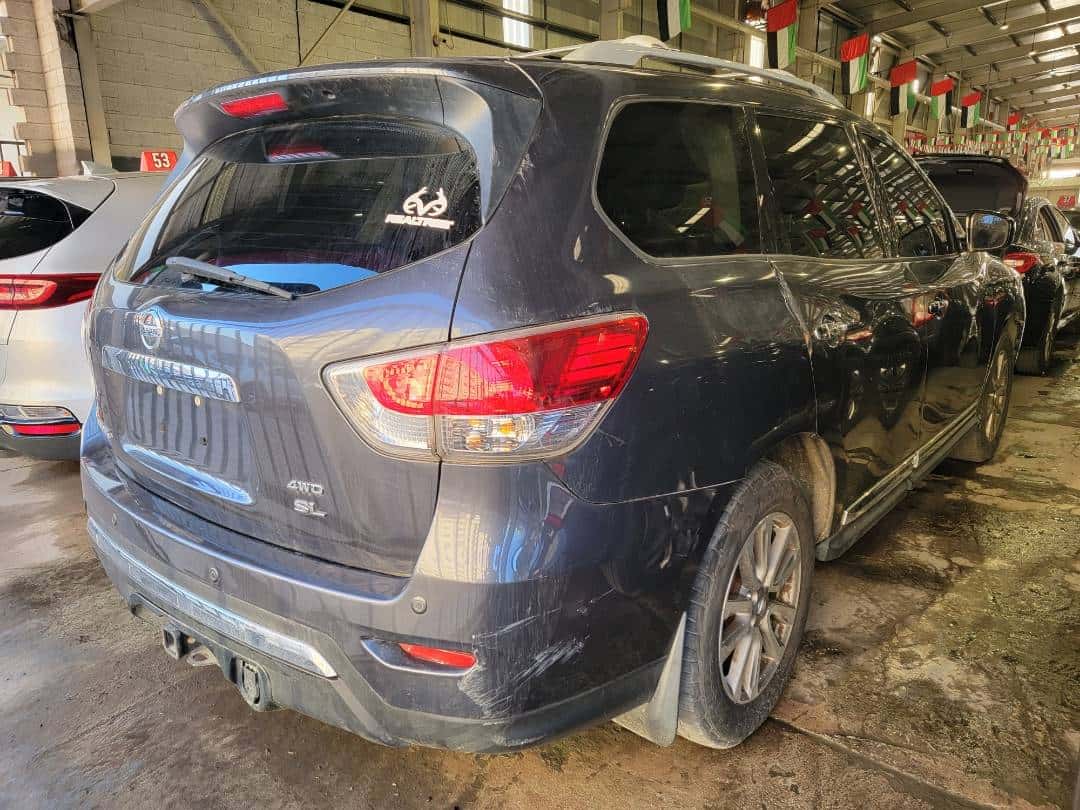 NISSAN PATHFINDER - Exterior