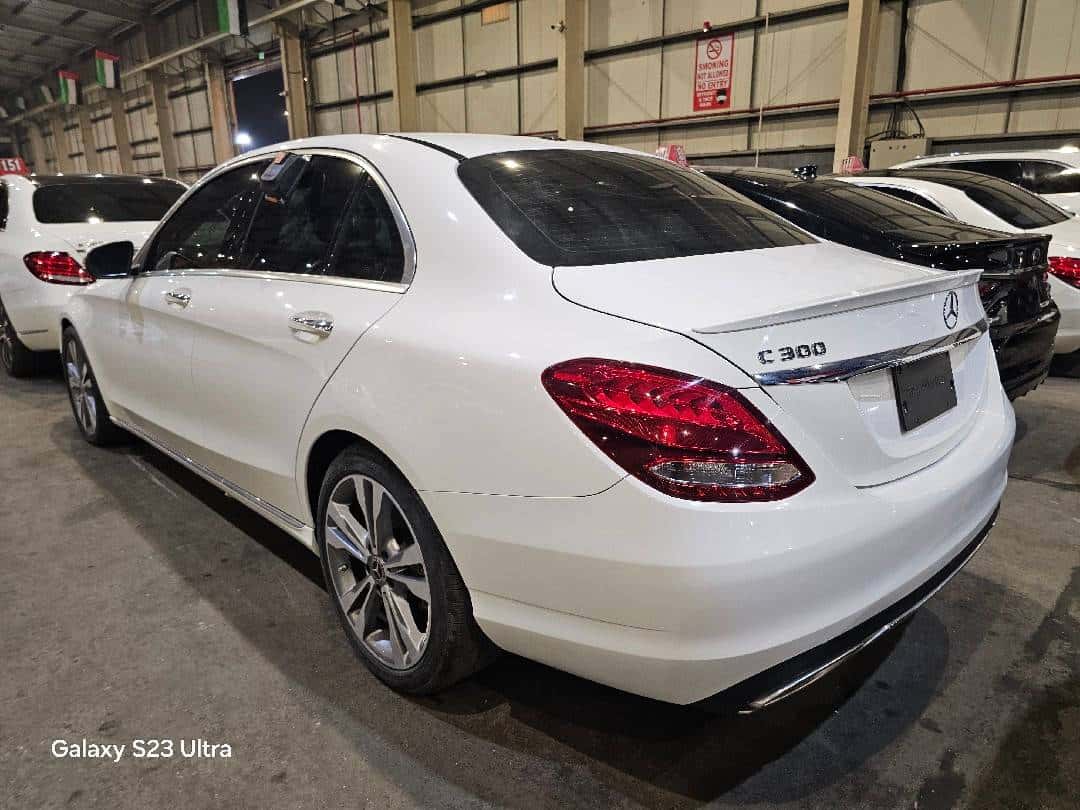 MERCEDES BENZ C300 - Exterior