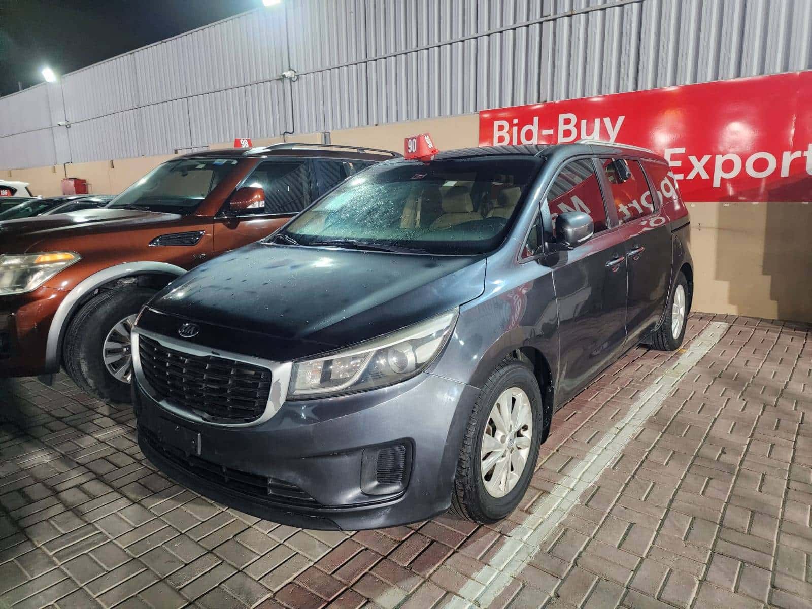 KIA CARNIVAL LX 2017 thumbnail 2