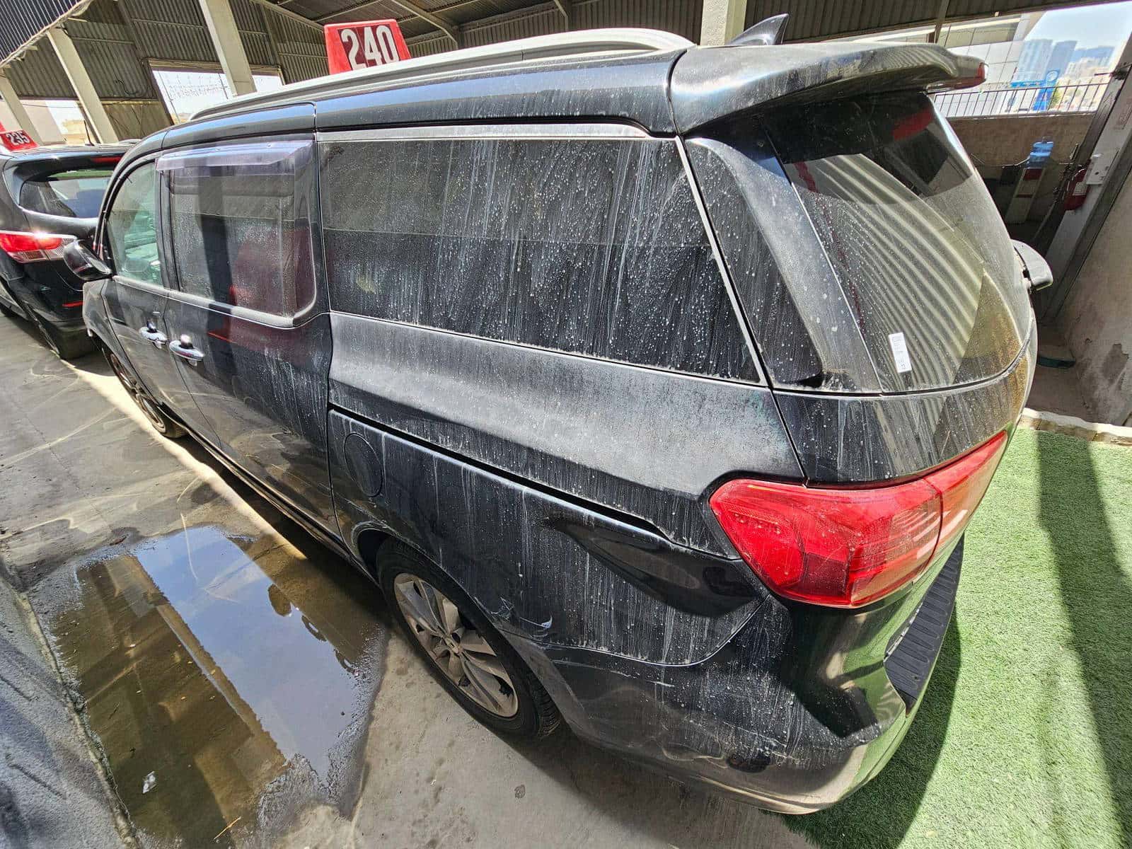 KIA SEDONA 2016 thumbnail 5