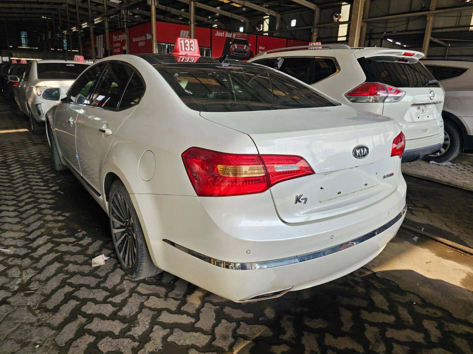 Kia K7 2013 thumbnail 3