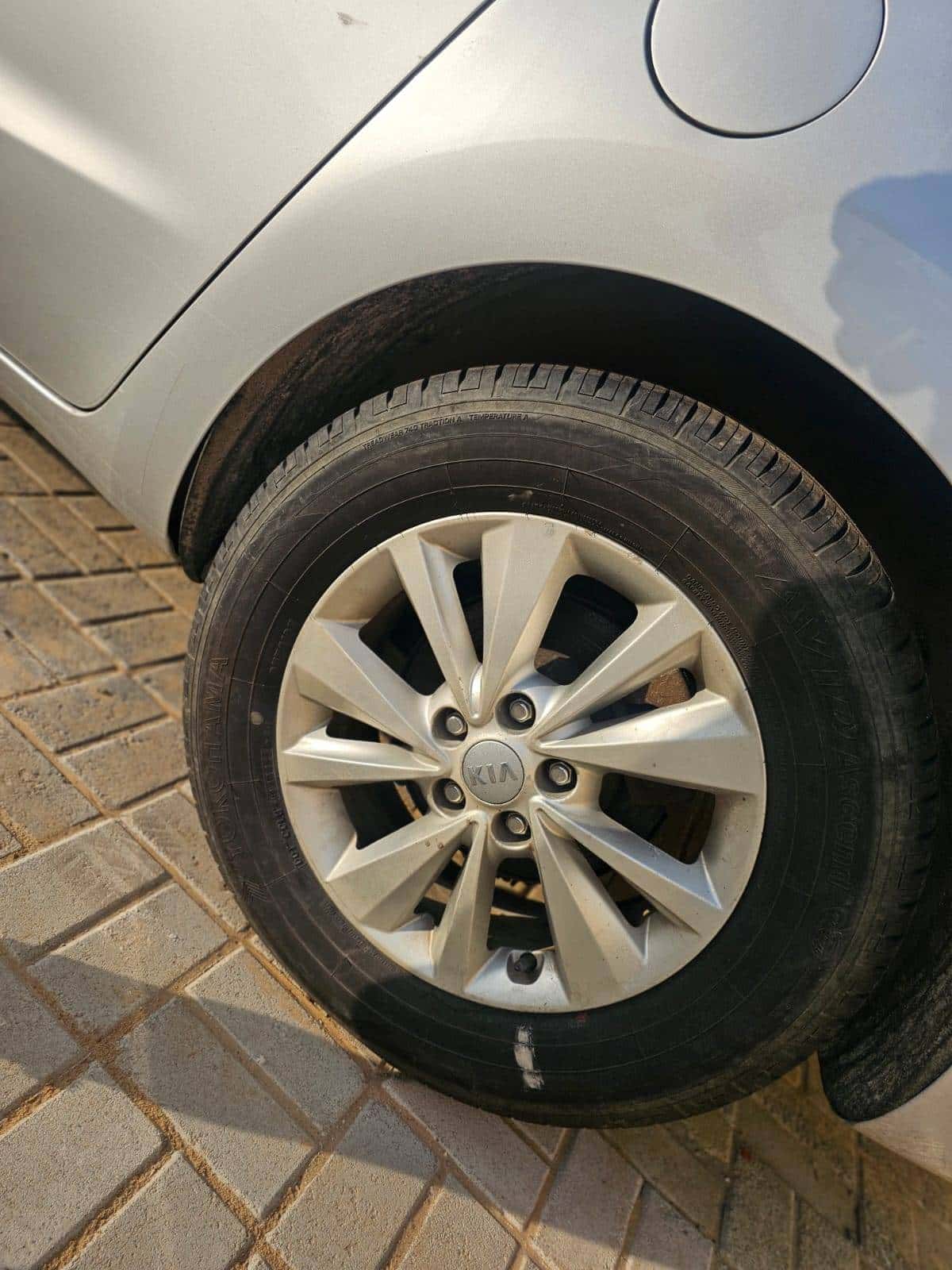 Kia Sedona 2016 thumbnail 5