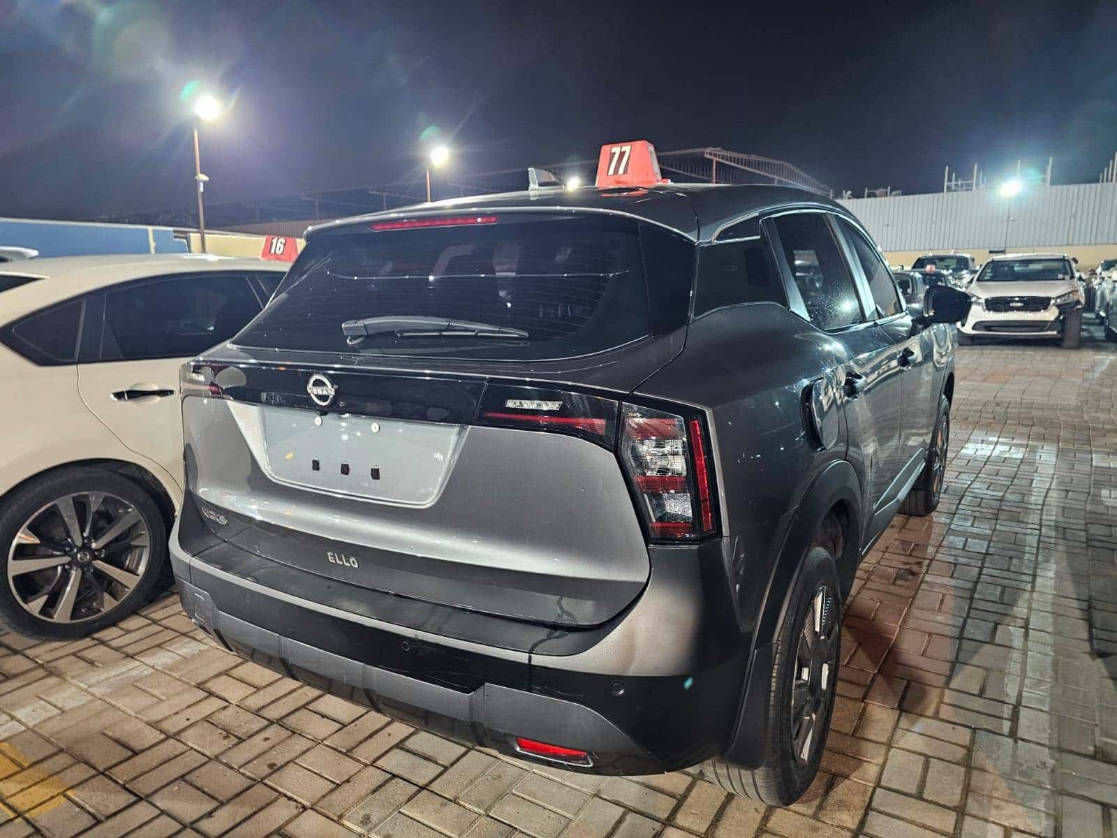Nissan Kicks 2025 thumbnail 4