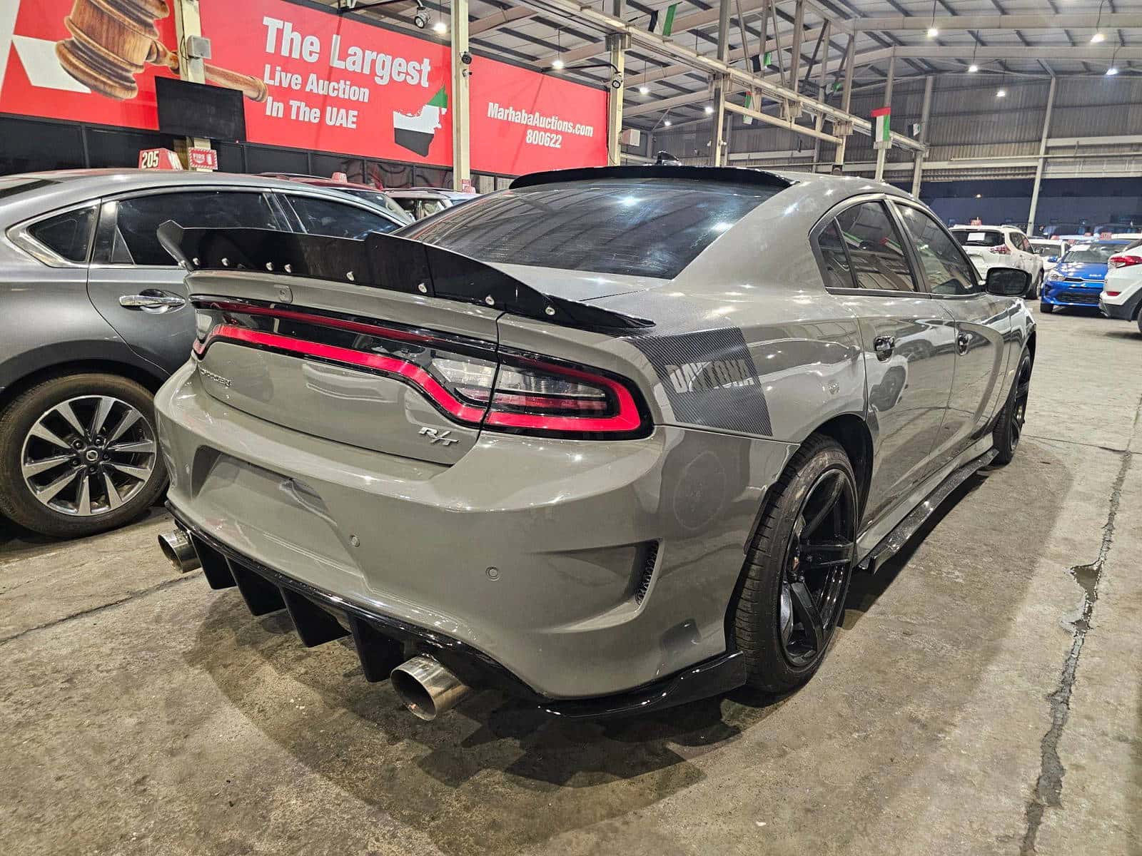 DODGE CHARGER 2019 thumbnail 3