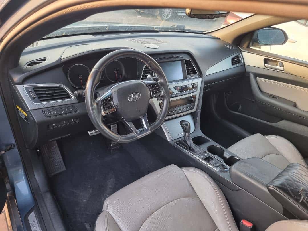 HYUNDAI SONATA - Exterior