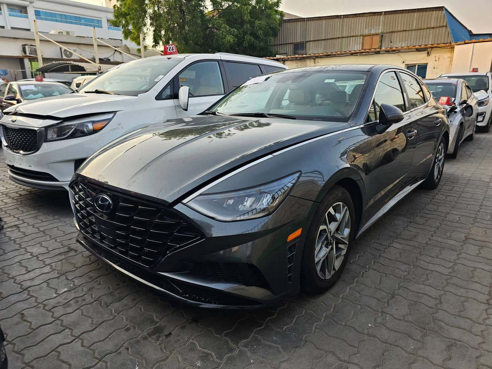 HYUNDAI SONATA 2023 thumbnail 5