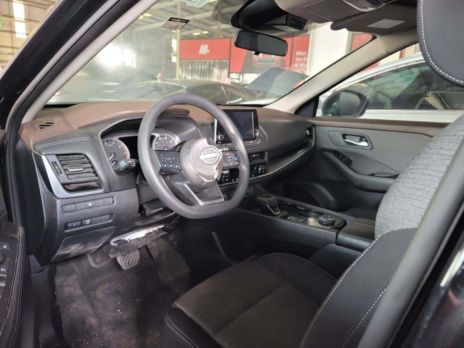 Nissan Rogue 2023 thumbnail 7