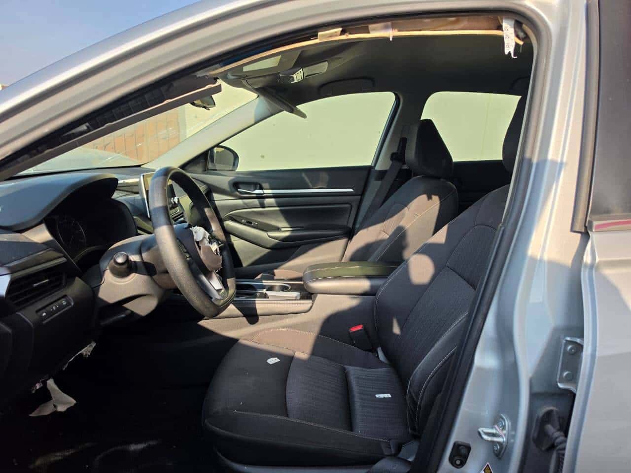 Nissan Altima 2023 thumbnail 6