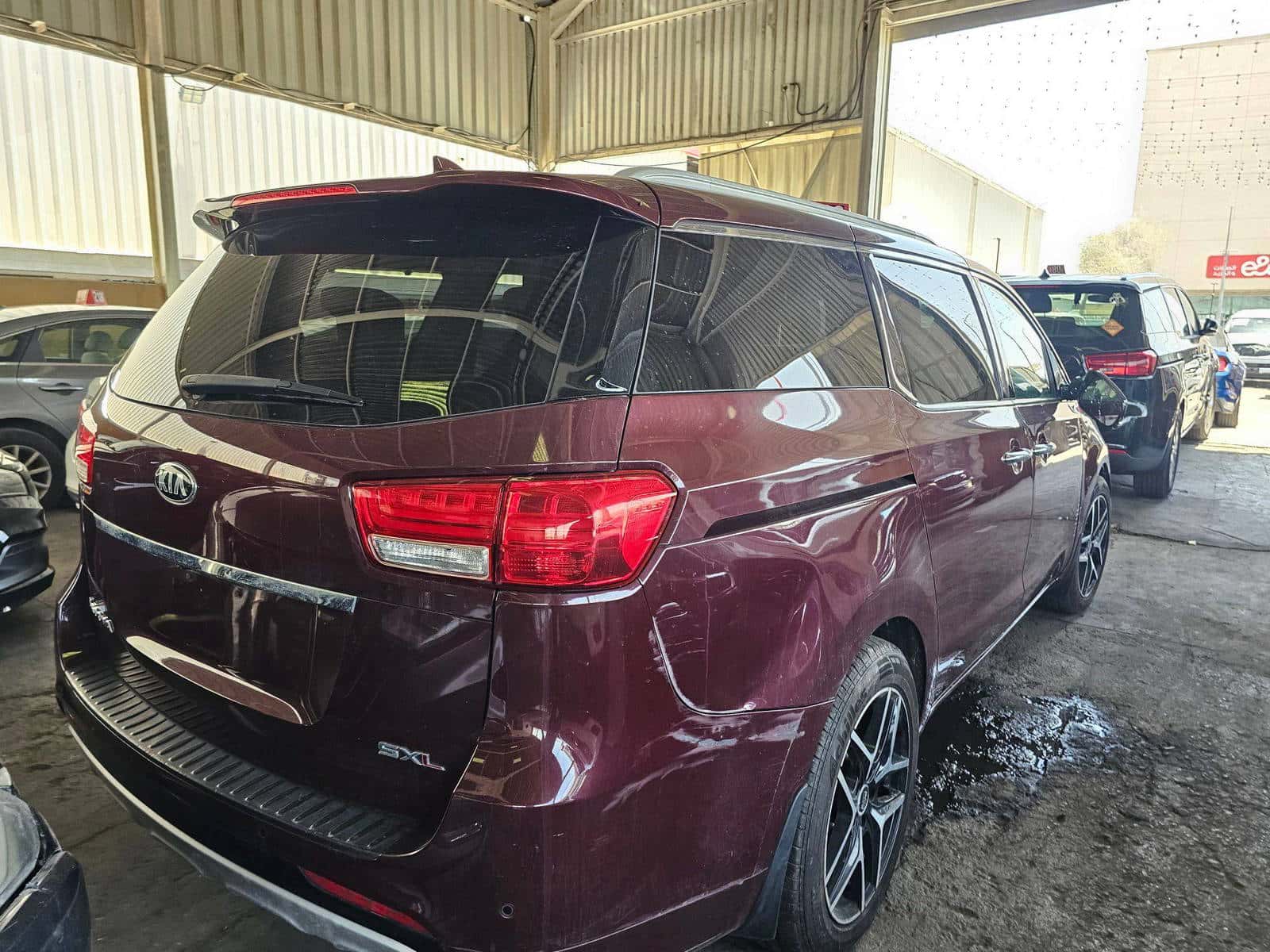 KIA SEDONA 2015 thumbnail 4
