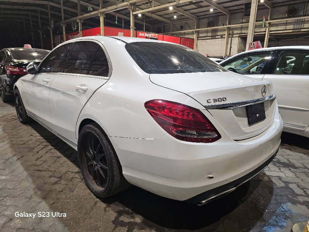 MERCEDES BENZ C300 - Exterior