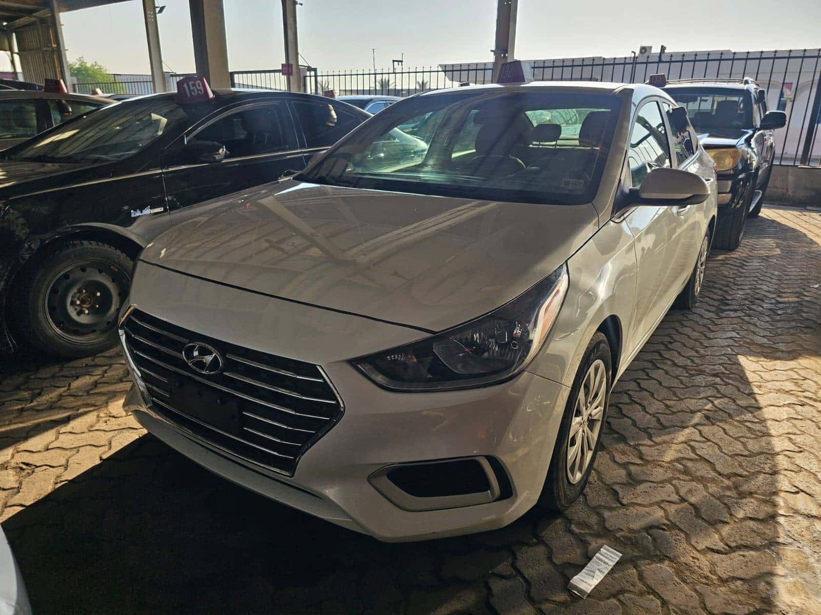 Hyundai Accent 2021 thumbnail 1