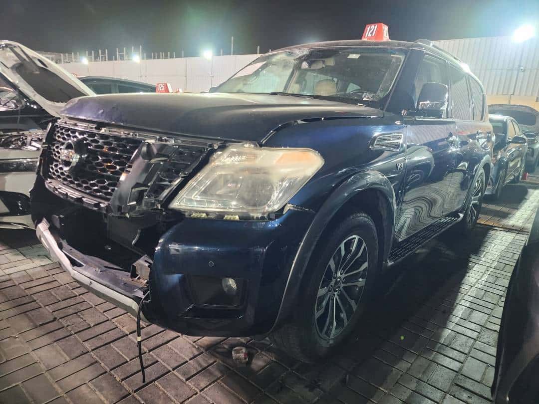 Nissan Armada 2017 thumbnail 1