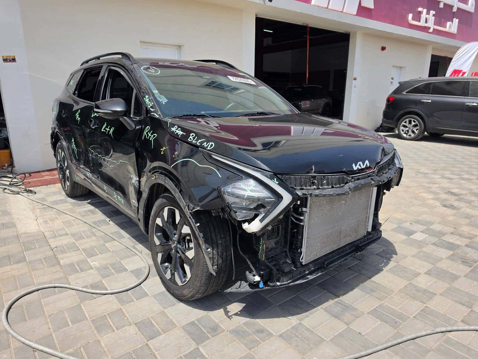 Kia SPORTAGE 2023 thumbnail 2