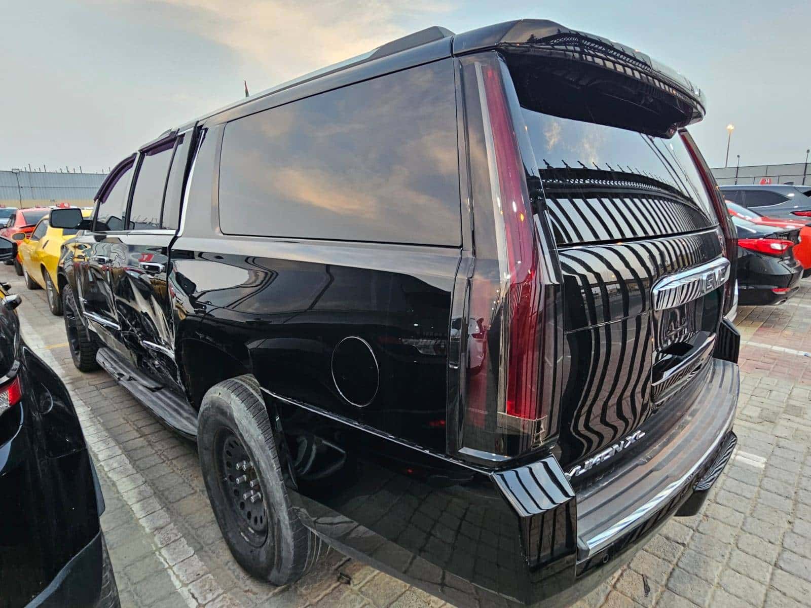 GMC Yukon 2016 thumbnail 7
