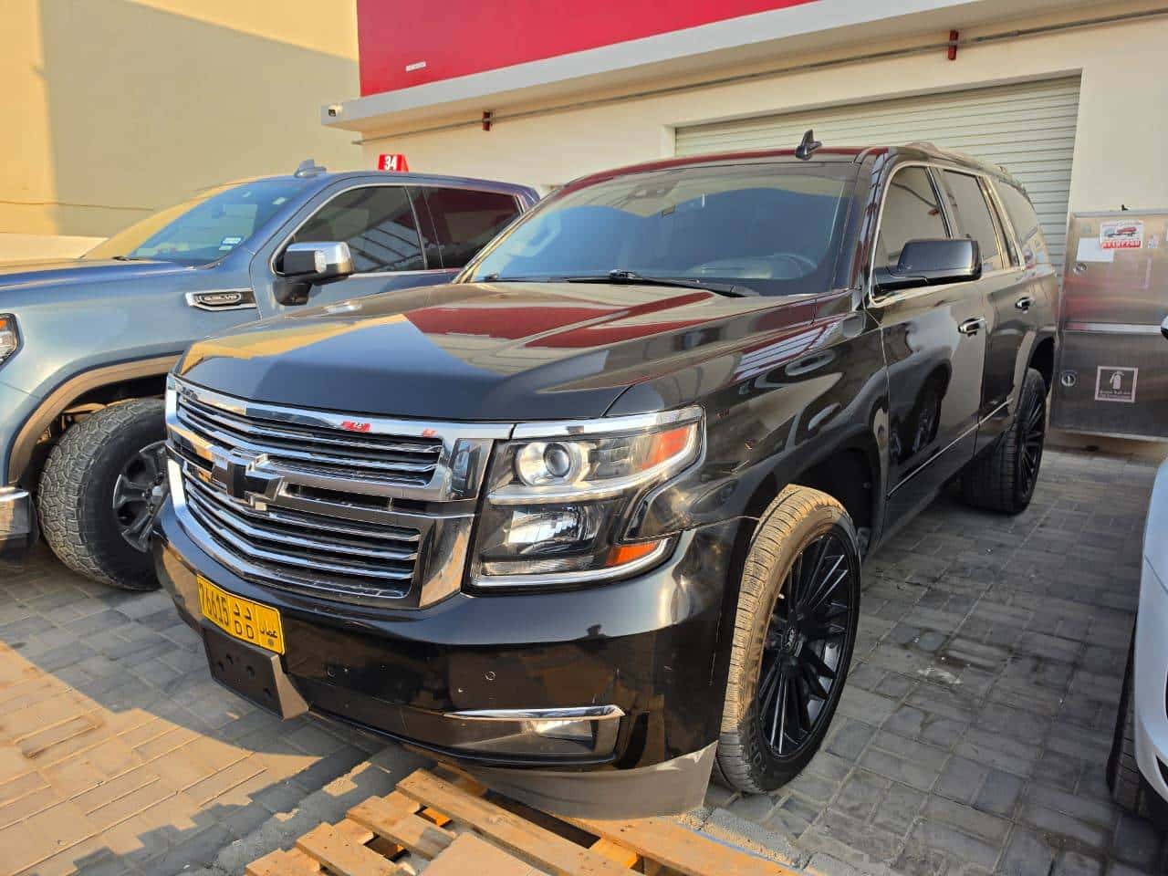 CHEVROLET Tahoe 2018 thumbnail 3