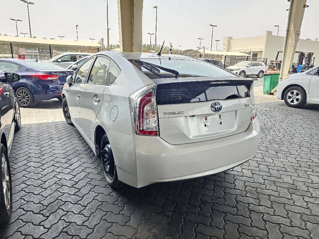 TOYOTA PRIUS 2015 thumbnail 1