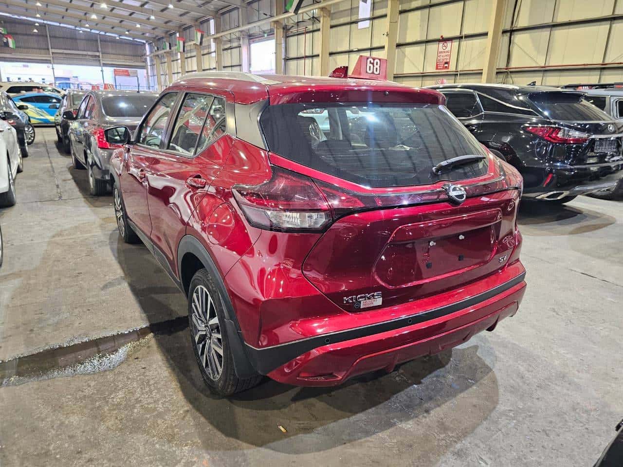 Nissan Kicks 2023 thumbnail 4