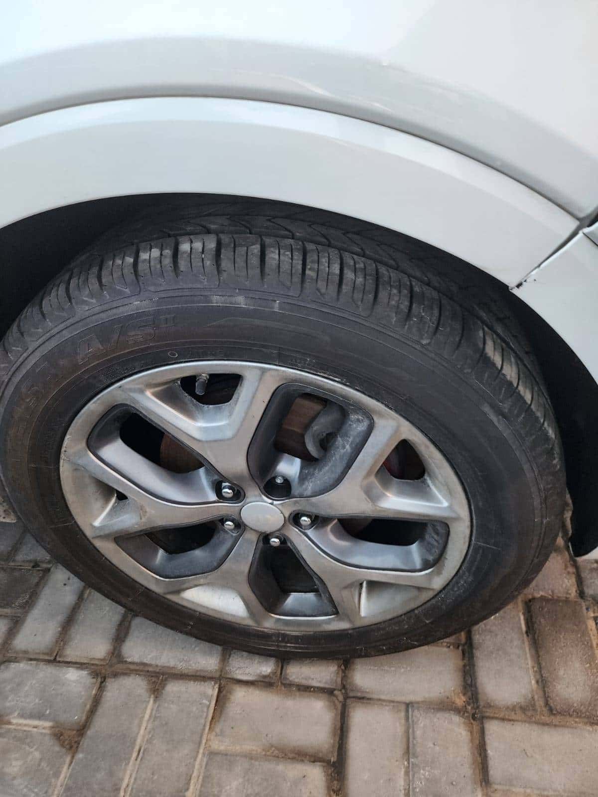 KIA SORENTO 2017 thumbnail 4