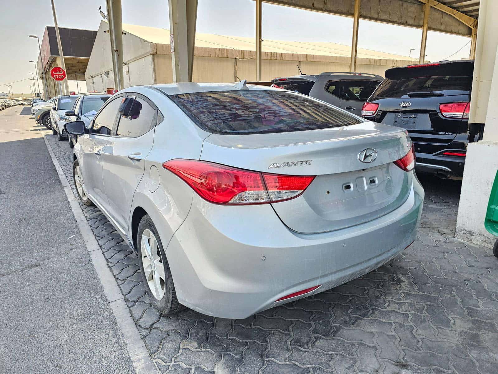 HYUNDAI AVANTE 2013 thumbnail 3
