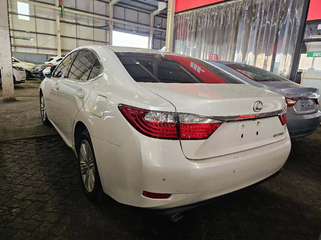 Lexus ES 350 2013 thumbnail 1