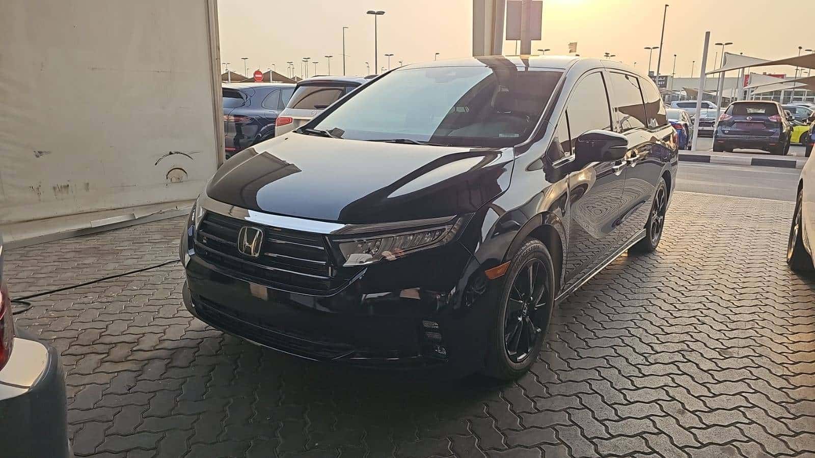 Honda Odyssey 2023 thumbnail 5