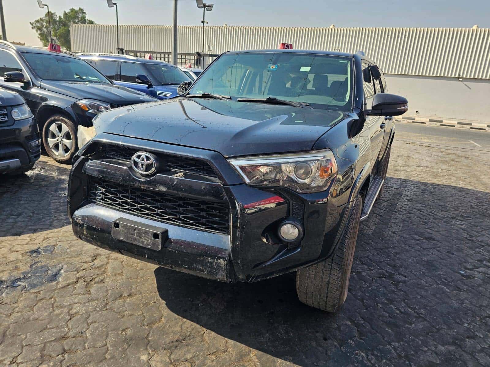 Toyota 4RUNNER SR5 2016 thumbnail 2