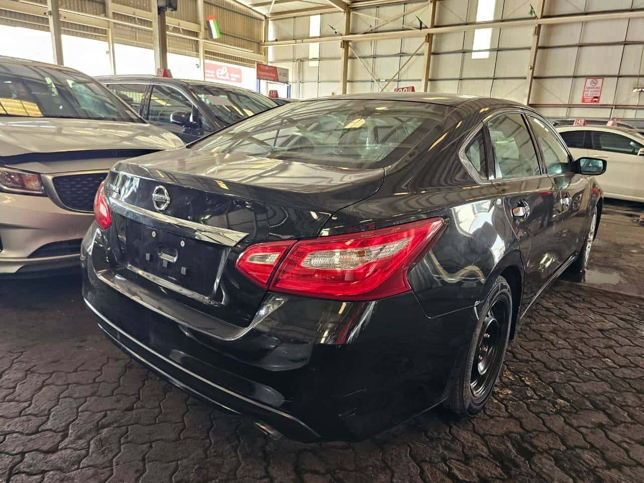 Nissan Altima 2017 thumbnail 2