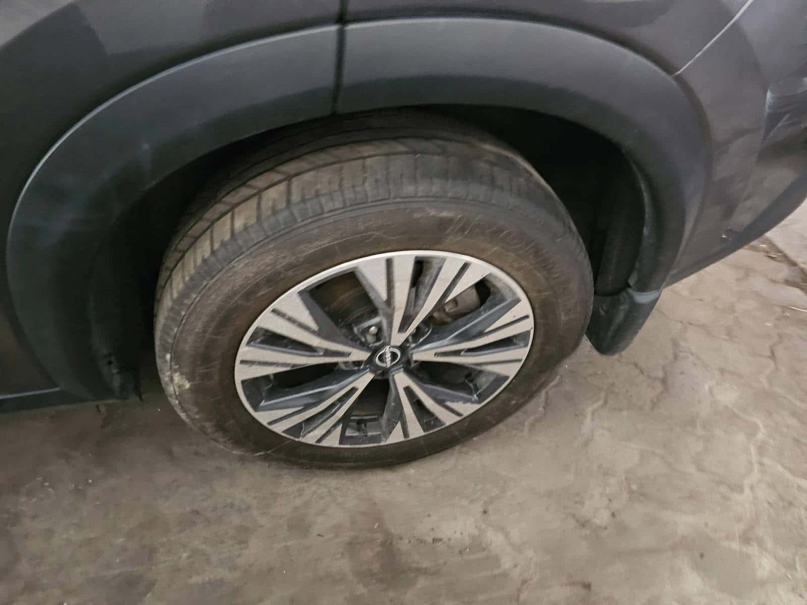Nissan Rogue 2023 thumbnail 5
