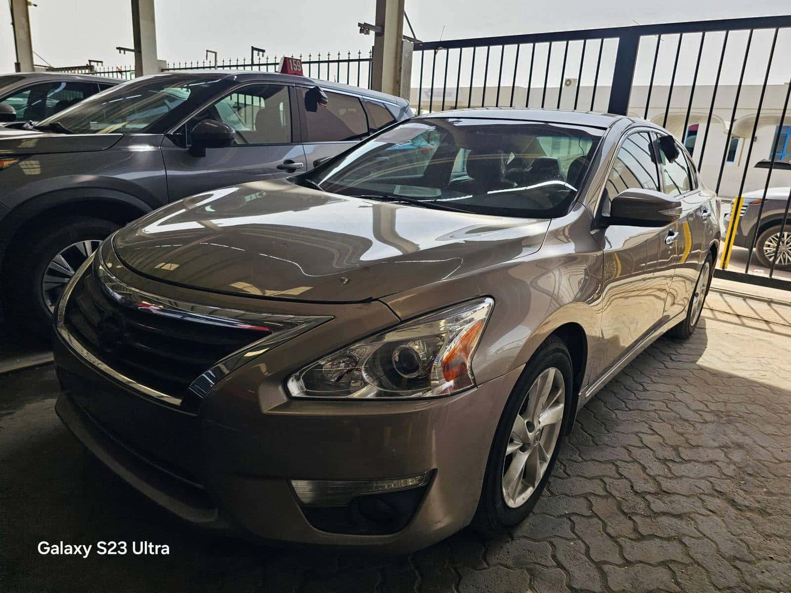NISSAN ALTIMA - Exterior
