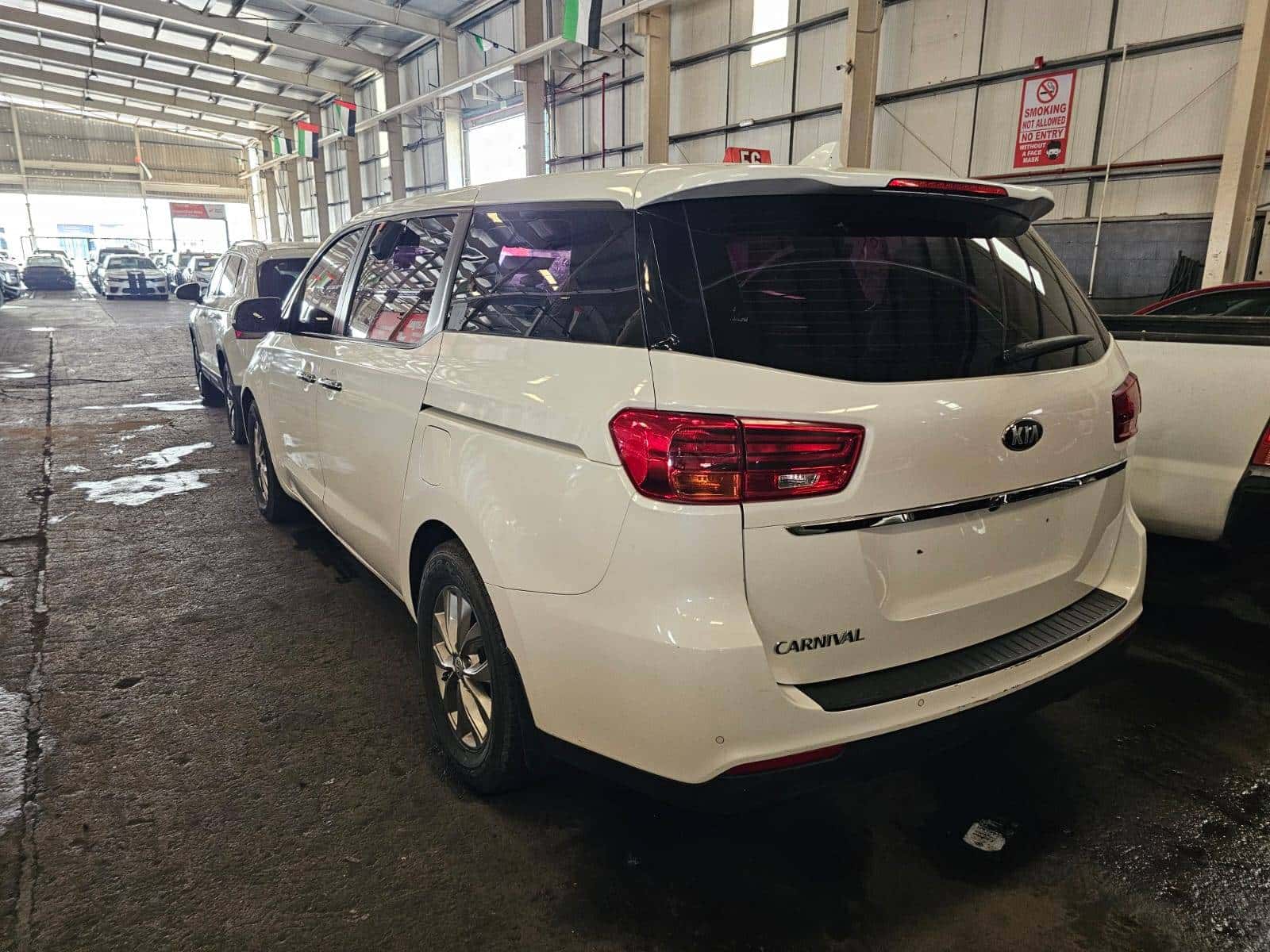 KIA CARNIVAL EX 2020 thumbnail 5