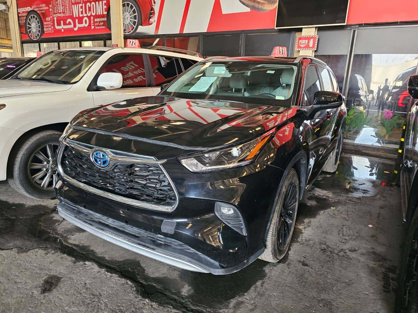Toyota Grand Highlander 2023 thumbnail 2
