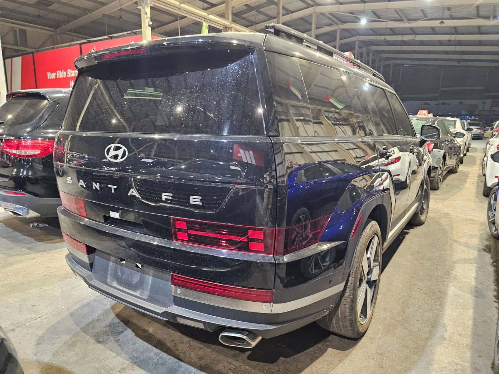 Hyundai SANTA FE LIMITED 2024 thumbnail 2