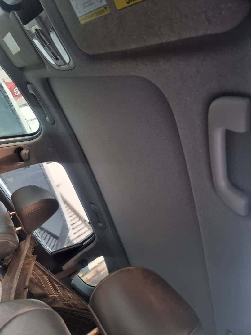 HYUNDAI SANTA FE 2019 thumbnail 2