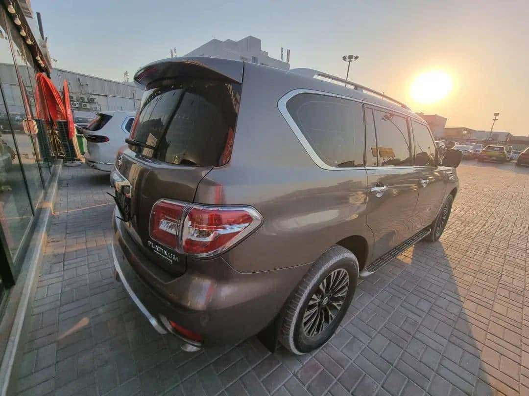 Nissan PATROL 2018 thumbnail 3