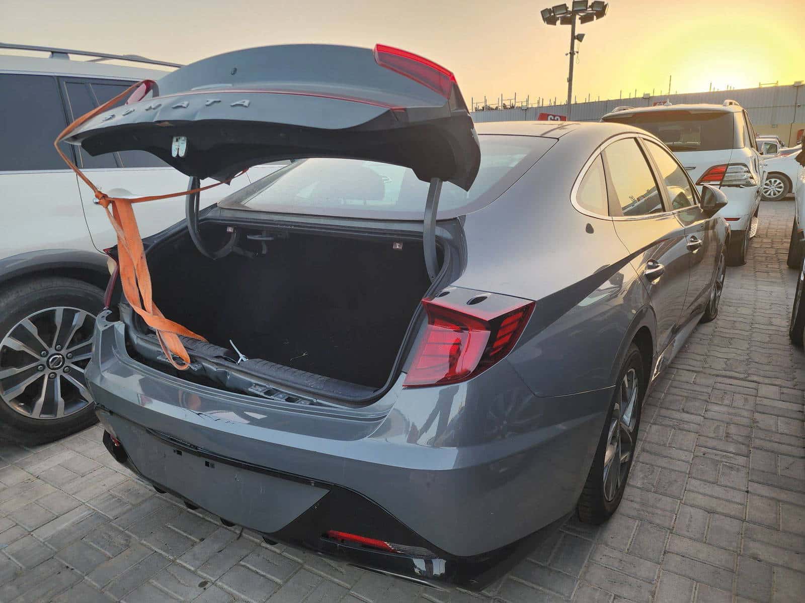HYUNDAI SONATA 2022 thumbnail 2