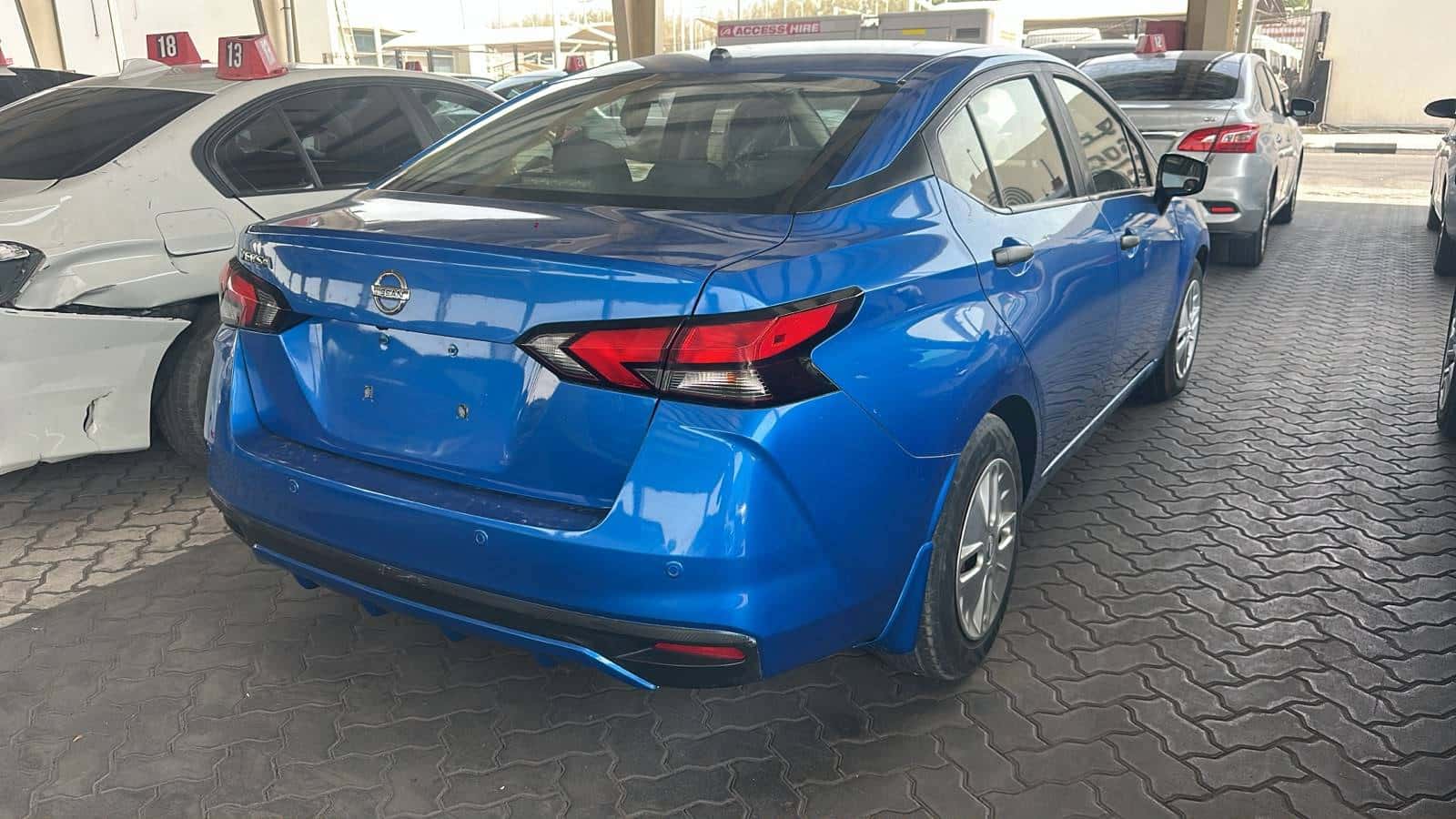 Nissan Versa 2020 thumbnail 3
