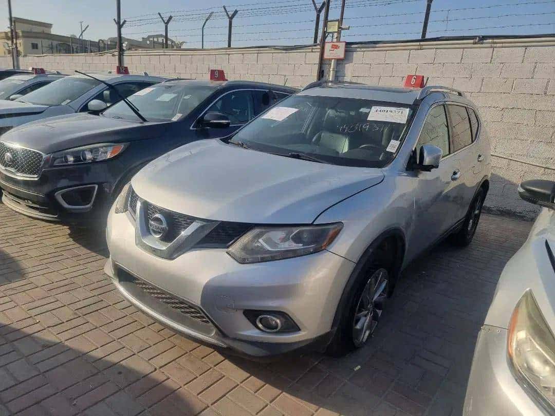 Nissan Rogue 2015 thumbnail 1