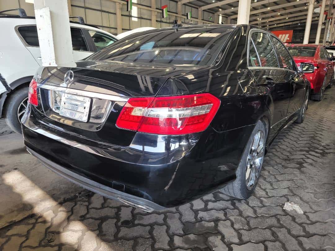 MERCEDES BENZ E 350 - Exterior