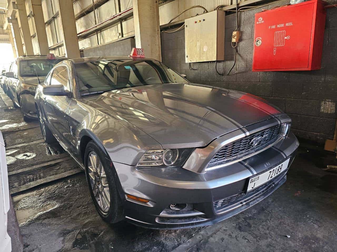 Ford Mustang 2014 thumbnail 2