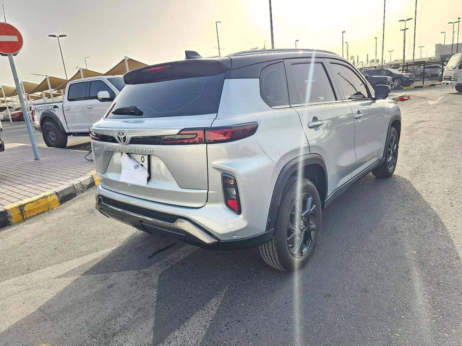 TOYOTA URBAN CRUISER 2024 thumbnail 5